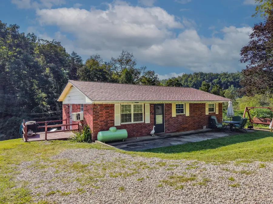490 Cribbs Hill, Grayson, KY 41143 - #2