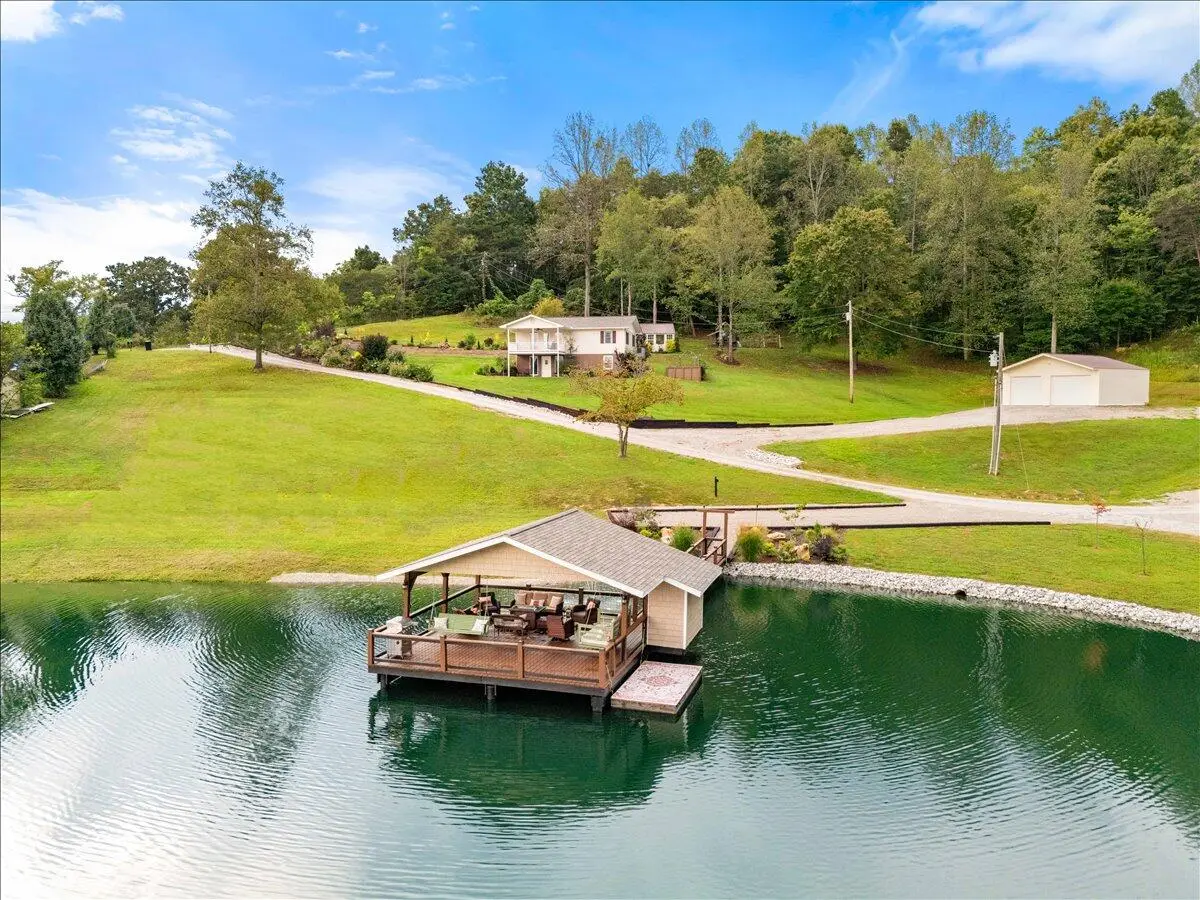 102 N Maple Creek Sub Road, Williamsburg, KY 40769 - #1