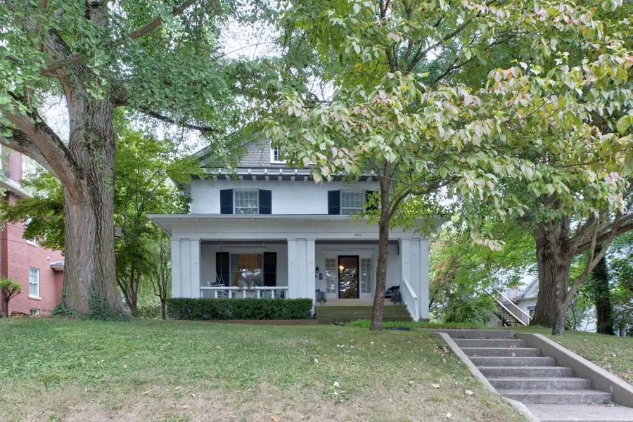 305 W Main Street, Mount Sterling, KY 40353 - #3