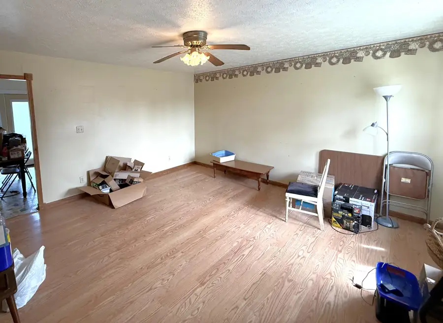 923 Vallance Street, Flatwoods, KY 41139 - #3