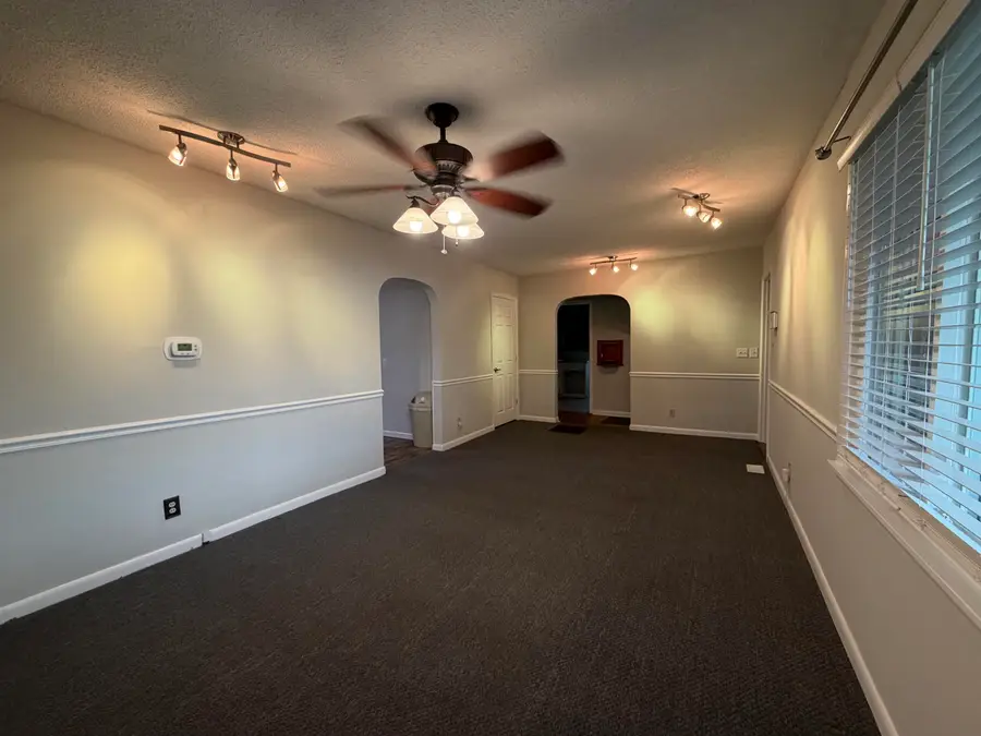 188 Rolling Acres Drive, Frankfort, KY 40601 - #3