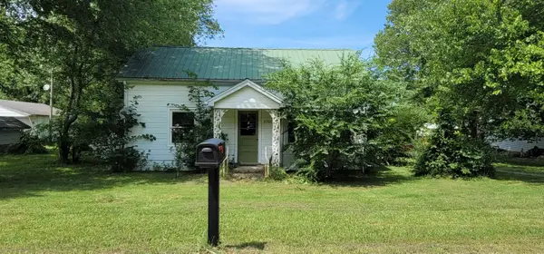 5901 Carr Road, Paducah, KY 42001
