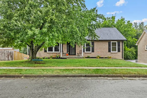 105 Orange Blossom Drive, Nicholasville, KY 40356