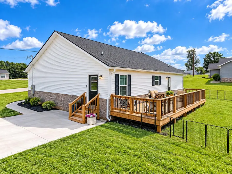 447 Highway 1676, Science Hill, KY 42553 - #2