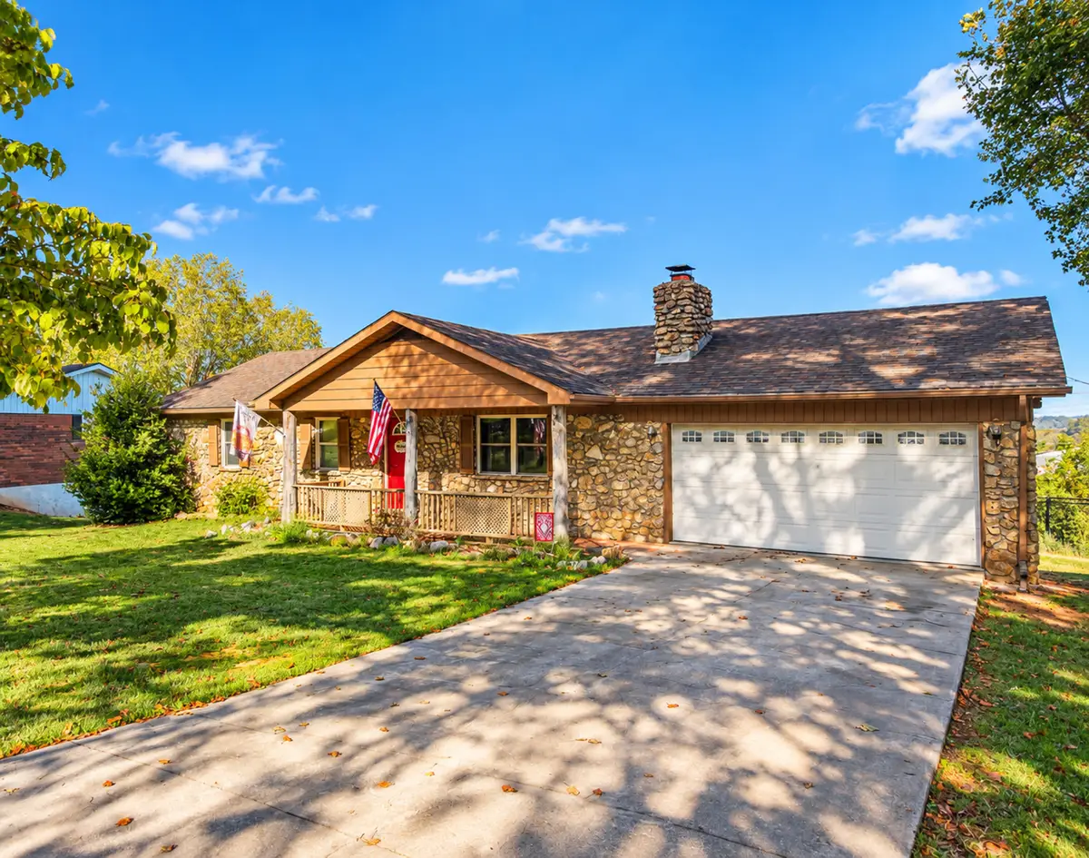 460 Sunset Drive, Bronston, KY 42518 - #1