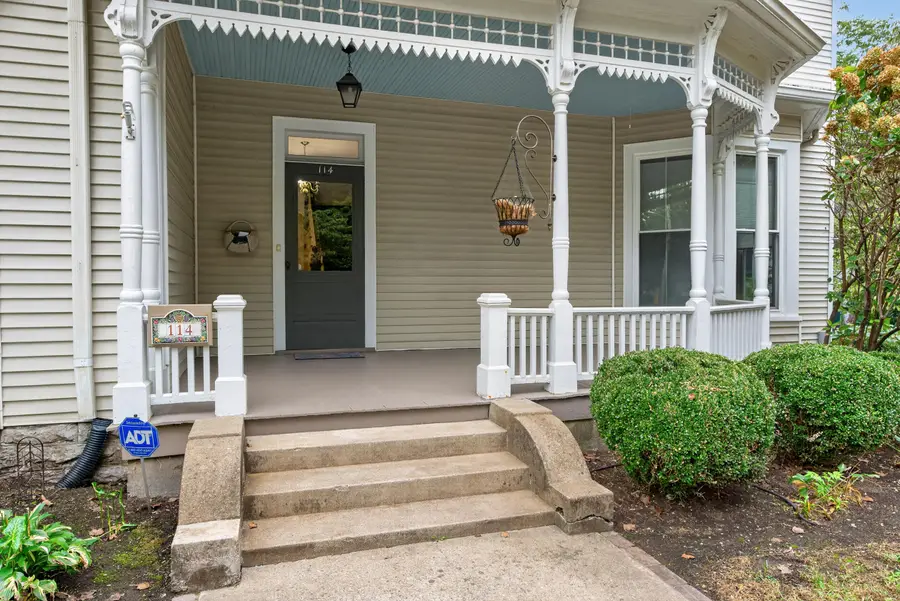 114 W Lexington Avenue, Danville, KY 40422 - #3