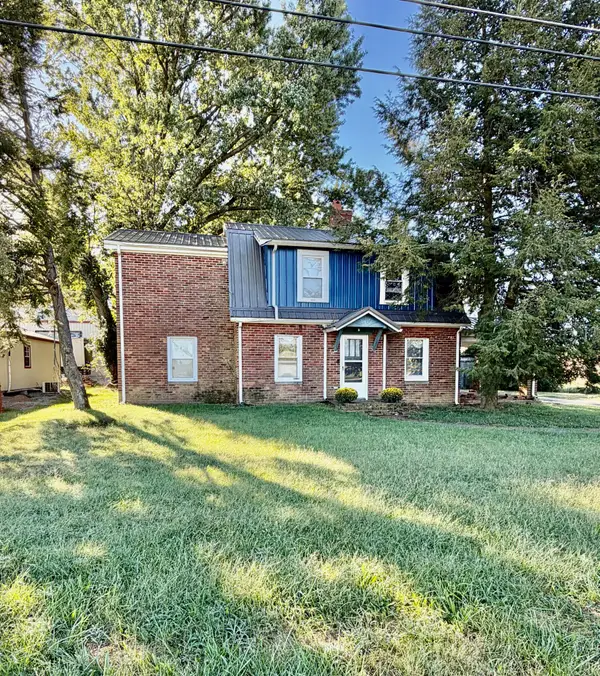 984 Lexington Road, Harrodsburg, KY 40330