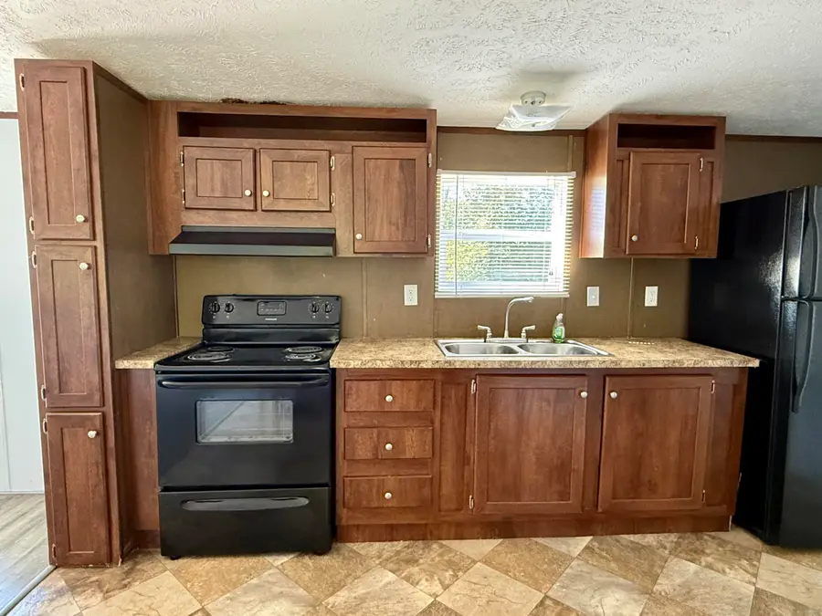 239 Howards Creek Road, Sandy Hook, KY 41171 - #2