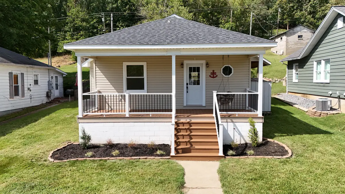1414 Lake Barkley Drive, Kuttawa, KY 42055 - #1