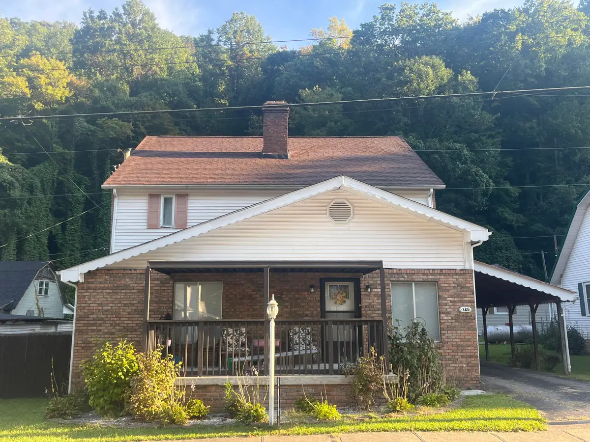 385 E Main Street, Lynch, KY 40855 - #1
