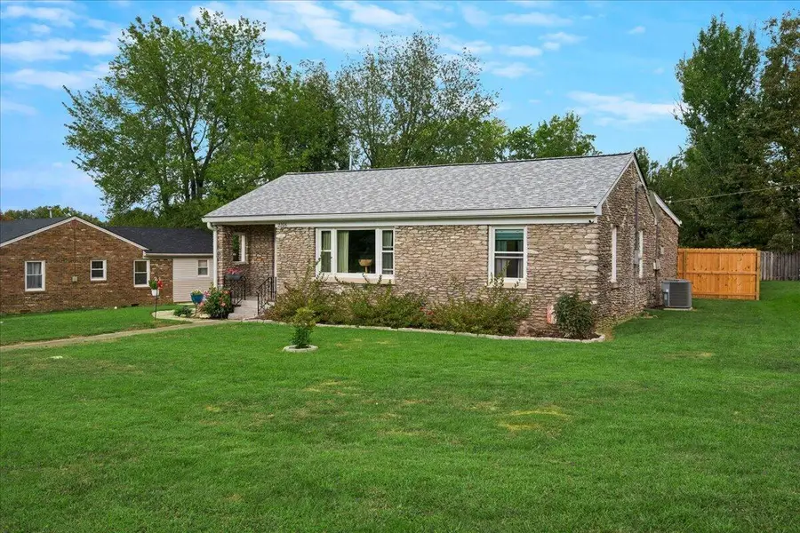 2206 Circle Drive, Lexington, KY 40505 - #3