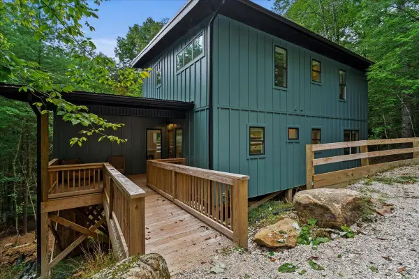 251 Sunset Ridge, Rogers, KY 41365