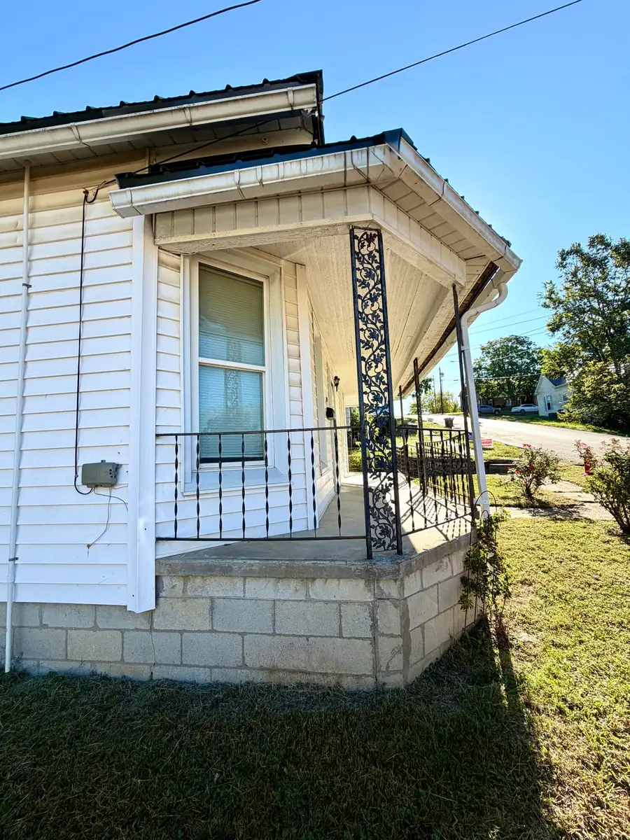 219 E North Street, Carlisle, KY 40311 - #3