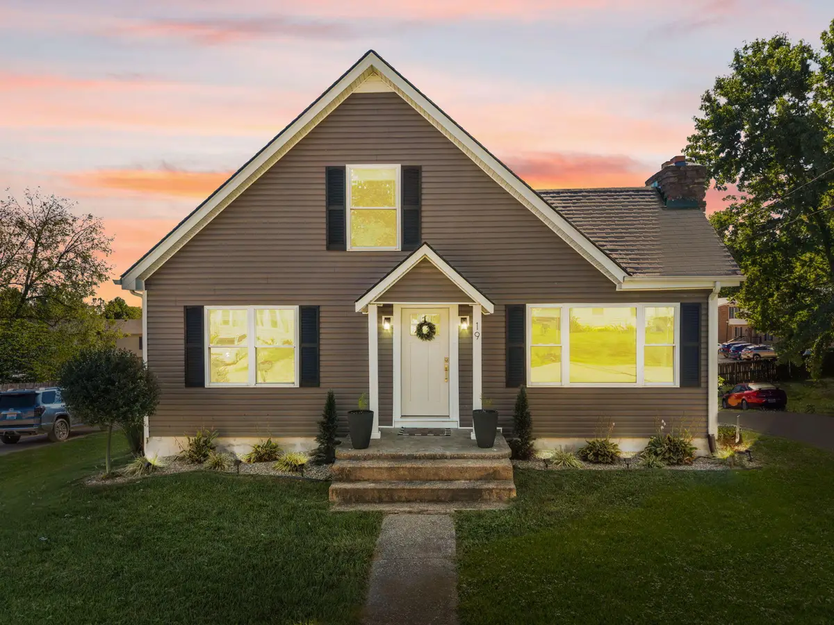 19 Victory Avenue, Winchester, KY 40391 - #1