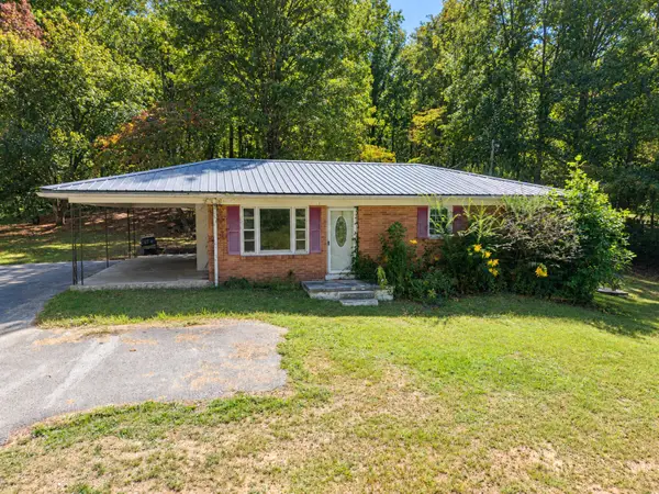 165 Valley Road, Stearns, KY 42647