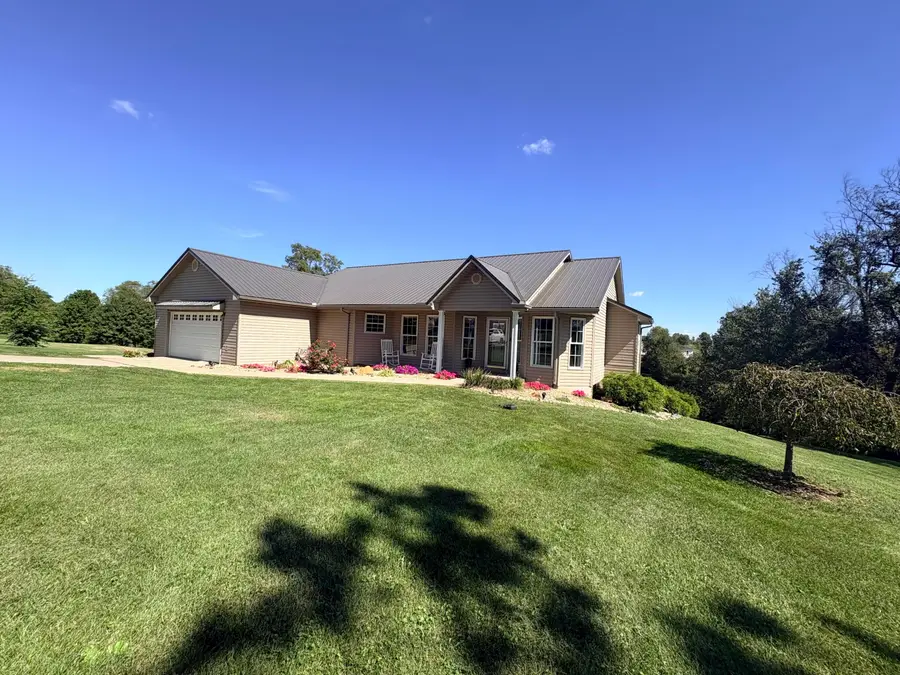 6003 Tobacco Road, Maysville, KY 41056 - #2
