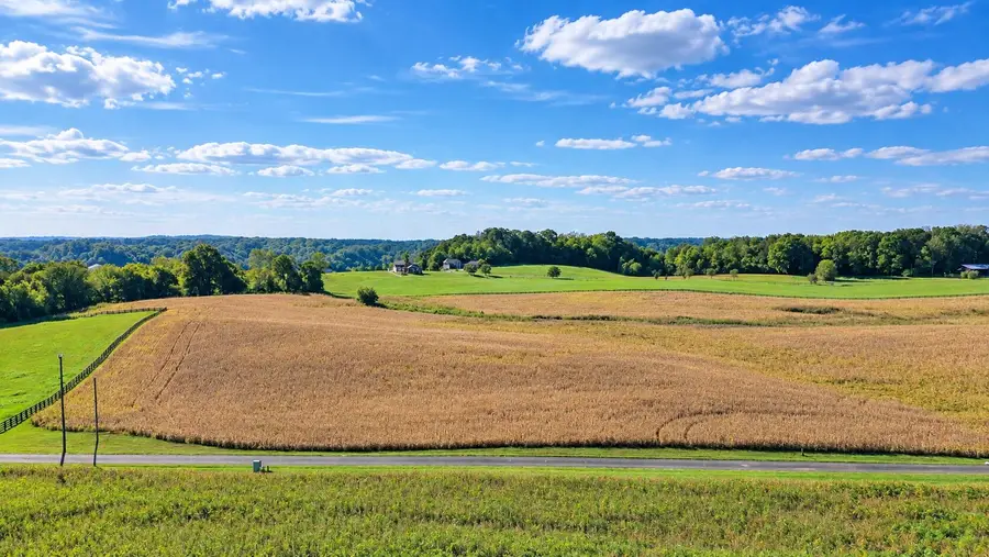 111 Edgewater, Russell Springs, KY 42642 - #2