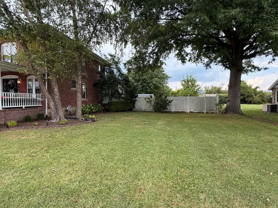 135 School Street, Barbourville, KY 40906 - #2