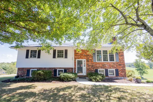 250 Mc Causey Ridge Road, Frenchburg, KY 40322