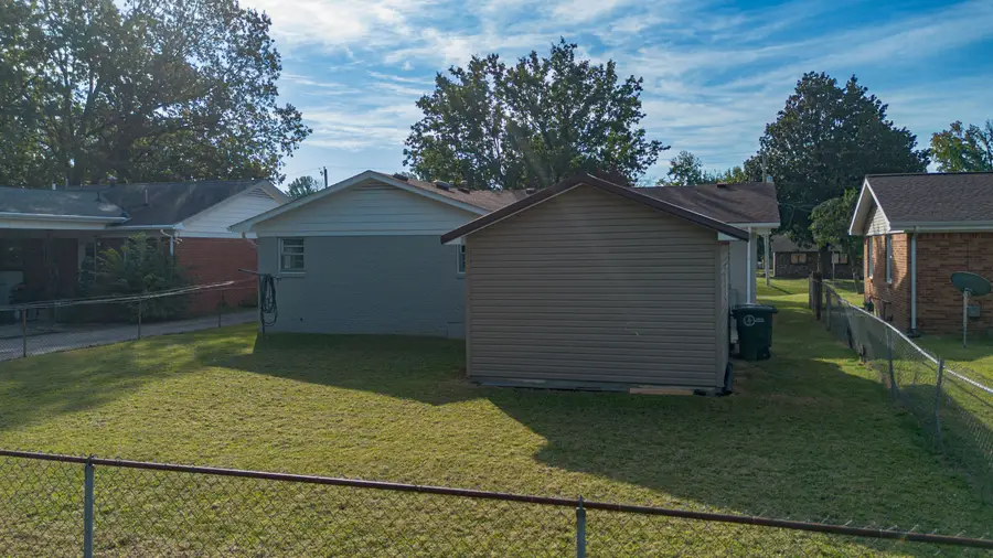 2221 Clay Street, Paducah, KY 42001 - #3