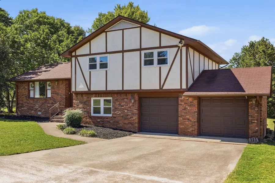 141 Skylark Drive, Paducah, KY 42001 - #3