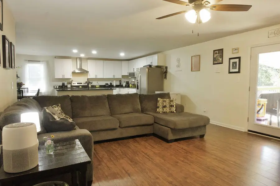 112 Ridgewood Lane, Frankfort, KY 40601 - #3