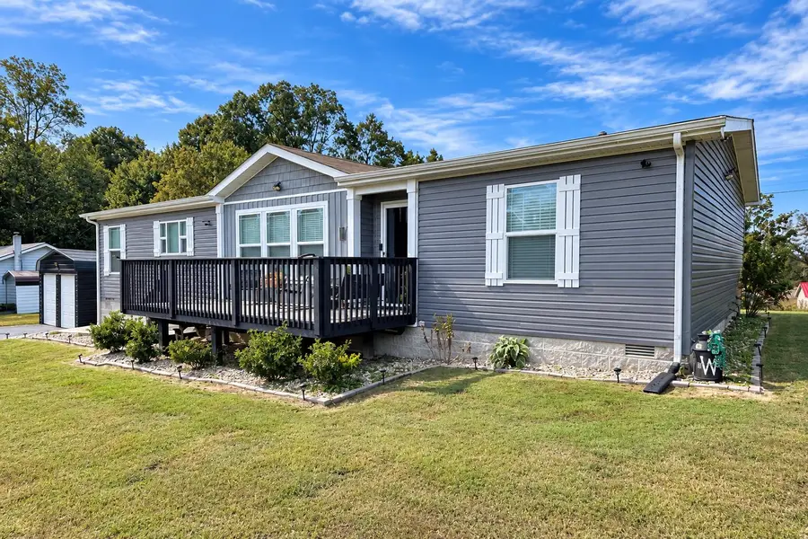 89 Sims Avenue, Jamestown, KY 42629 - #3
