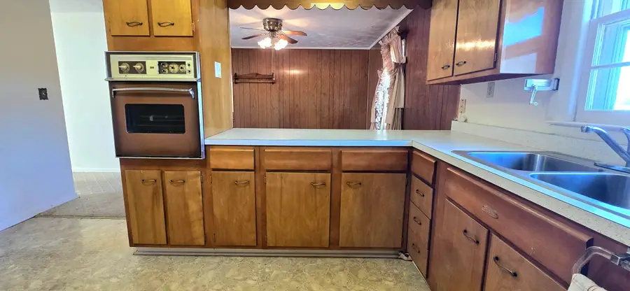 419 Nottaway Drive, Nicholasville, KY 40356 - #3