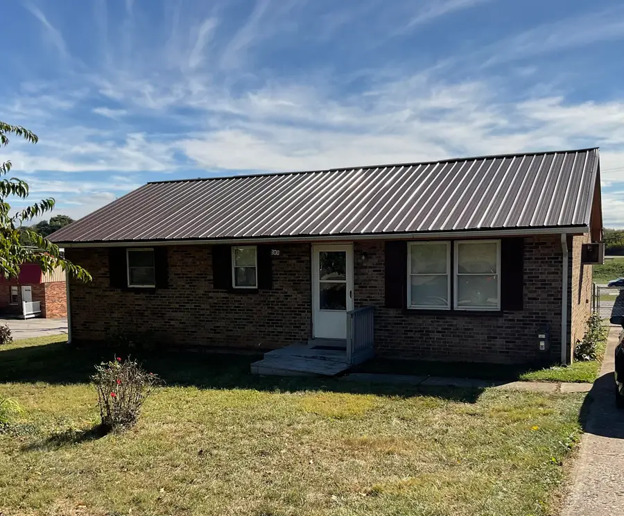 300 Ashgrove Drive, Mount Sterling, KY 40353 - #2