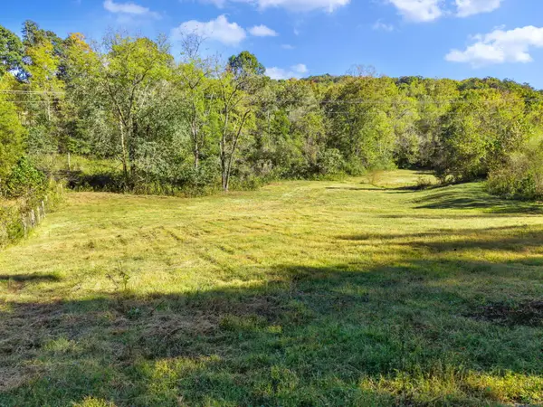 189 King Cemetery Road, Irvine, KY 40336