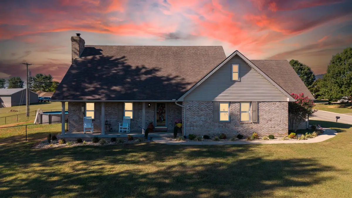 3800 Oak Hill Rd Road, Somerset, KY 42503 - #1
