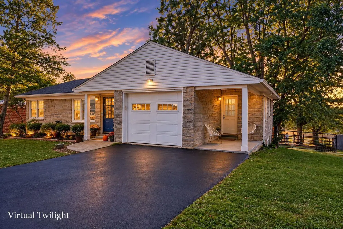 3025 Lynnwood Drive, Paris, KY 40361 - #1