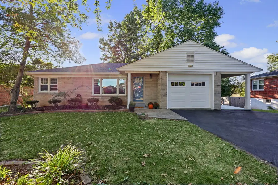 3025 Lynnwood Drive, Paris, KY 40361 - #2