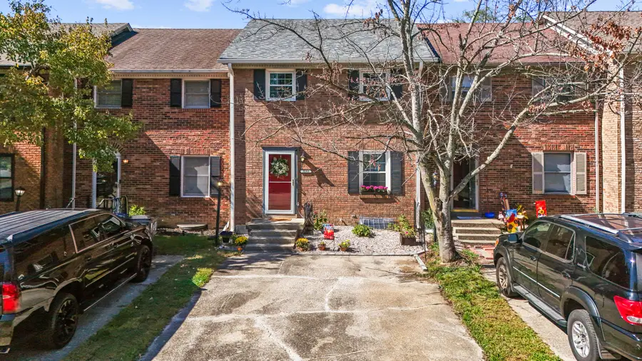 3593 Laredo Drive, Lexington, KY 40517 - #2