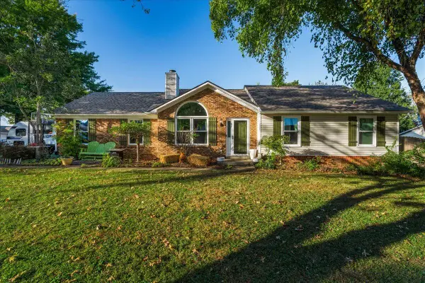 4044 Hillside Drive, Lexington, KY 40514