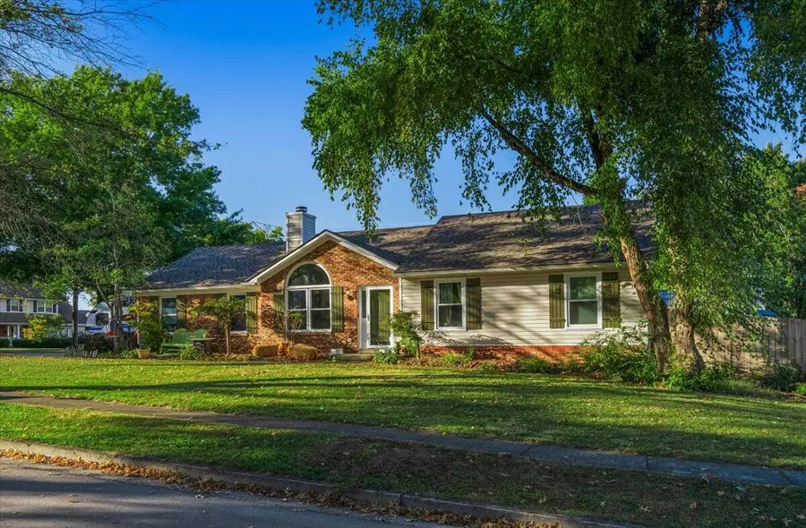 4044 Hillside Drive, Lexington, KY 40514 - #2