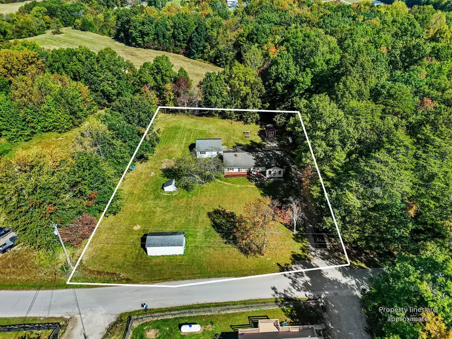 395 Lower Spruce Road, Jeffersonville, KY 40337 - #2