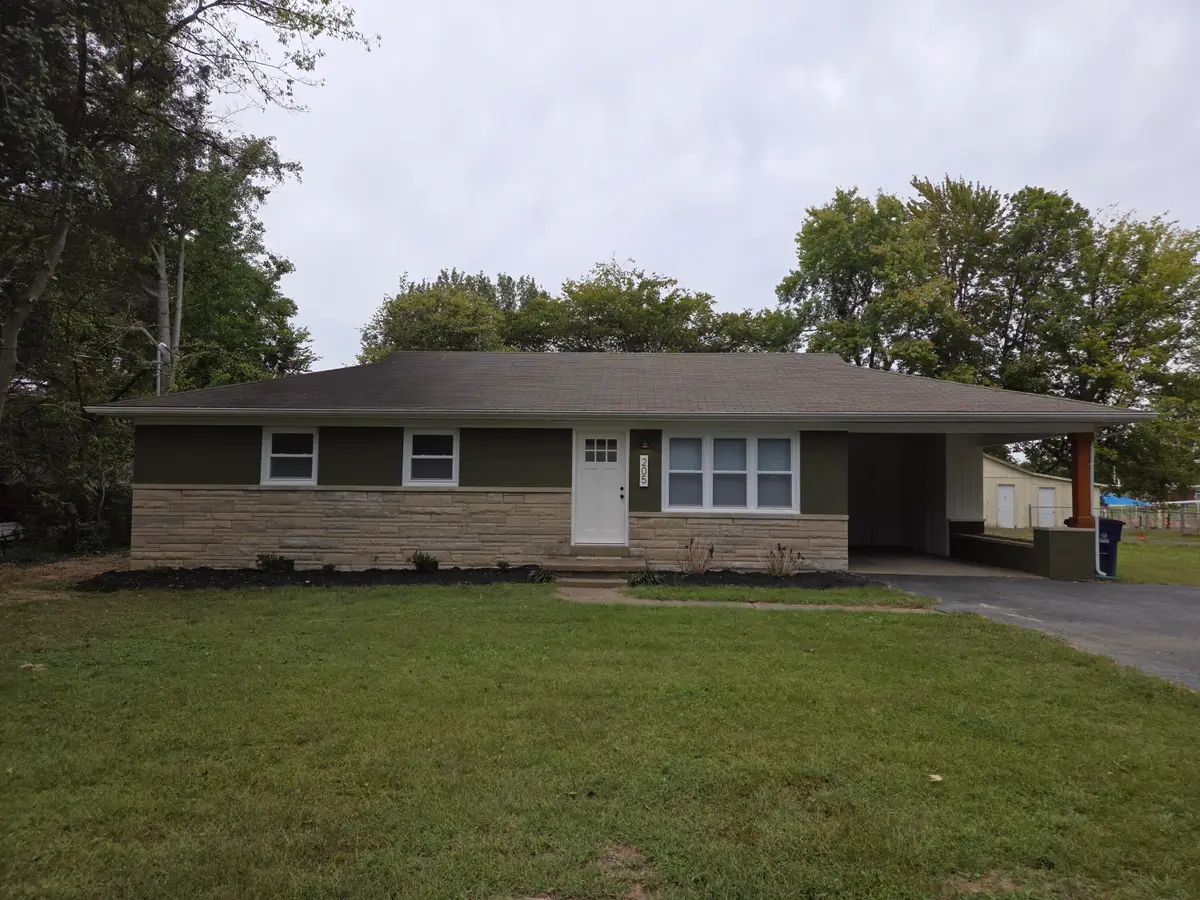 205 Riverside Drive, Paducah, KY 42003 - #1
