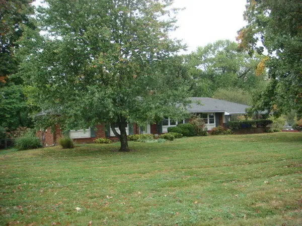 1601 Traveller Road, Lexington, KY 40504