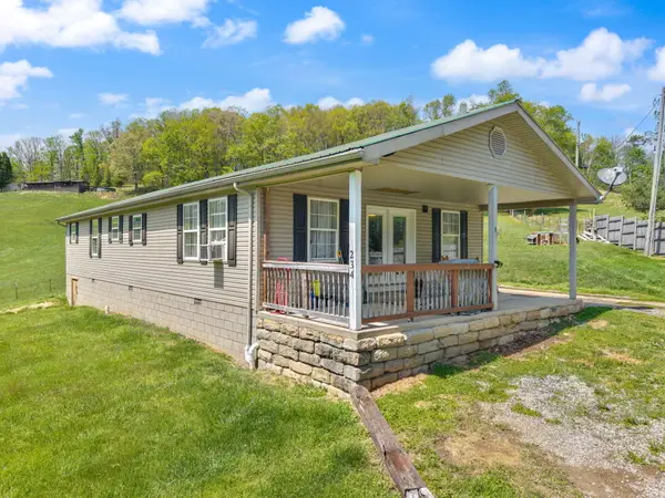 234 Grab Nickell Hill, Morehead, KY 40351