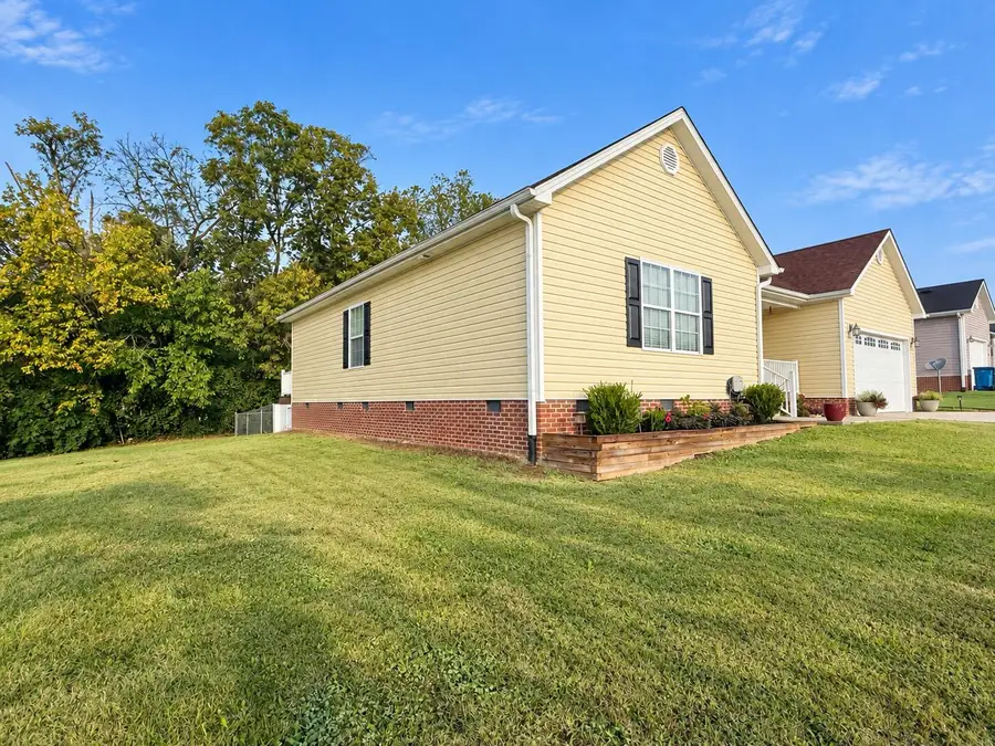 464 Cresthill Drive, Harrodsburg, KY 40330 - #3