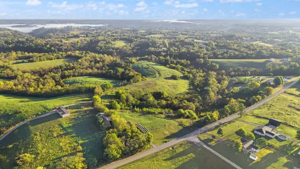 2265 Mt Hebron Road, Lancaster, KY 40444