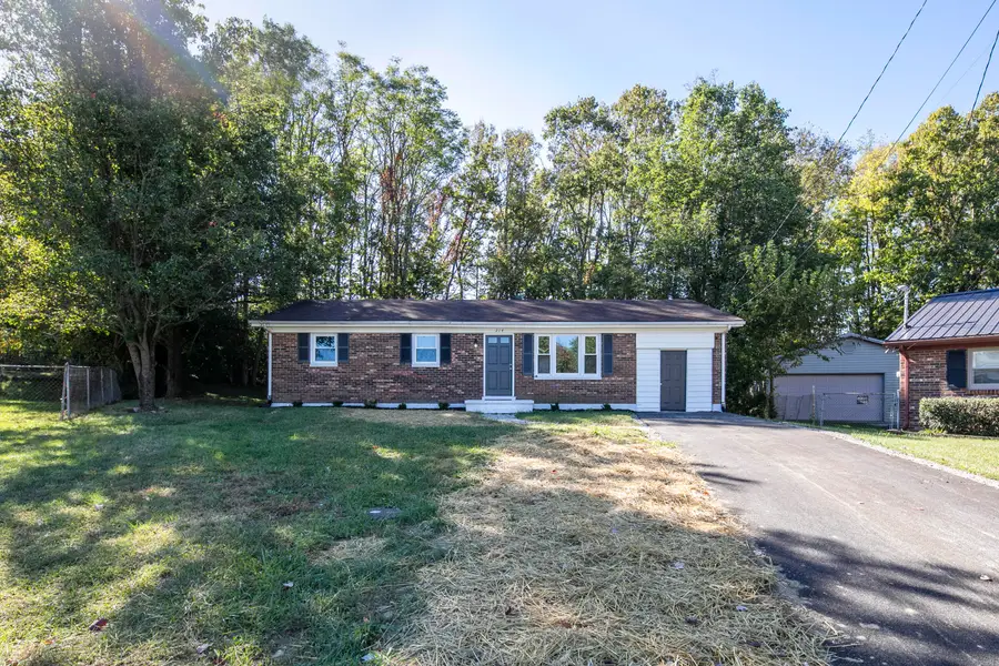 214 Center Drive, Winchester, KY 40391 - #3