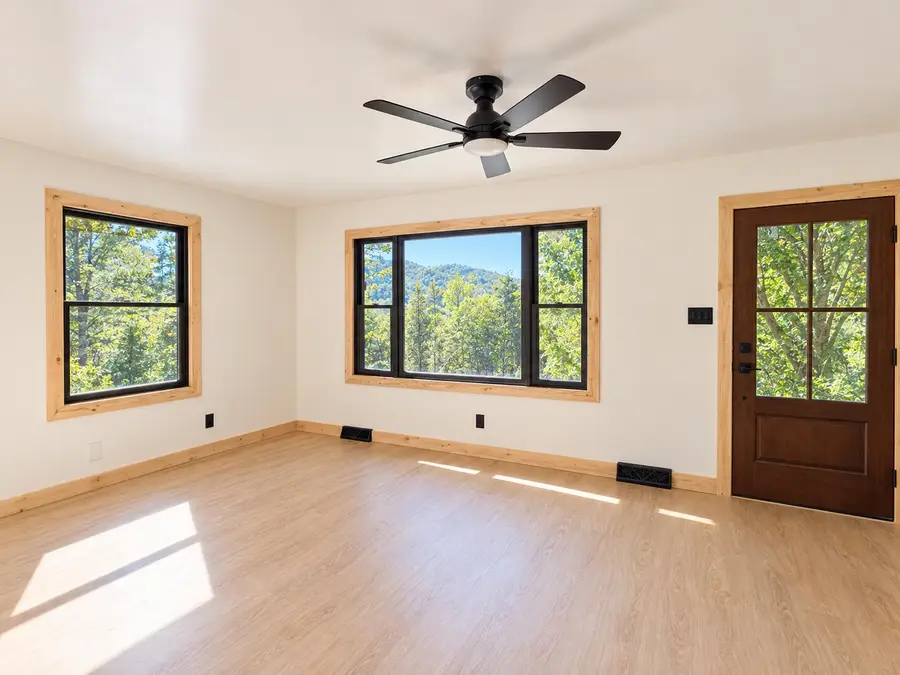 68 Star Gap Road, Stanton, KY 40380 - #3