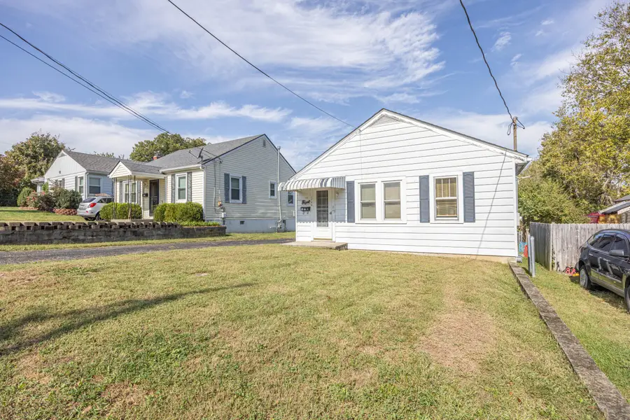 1709 Hinton Street, Paris, KY 40361 - #3
