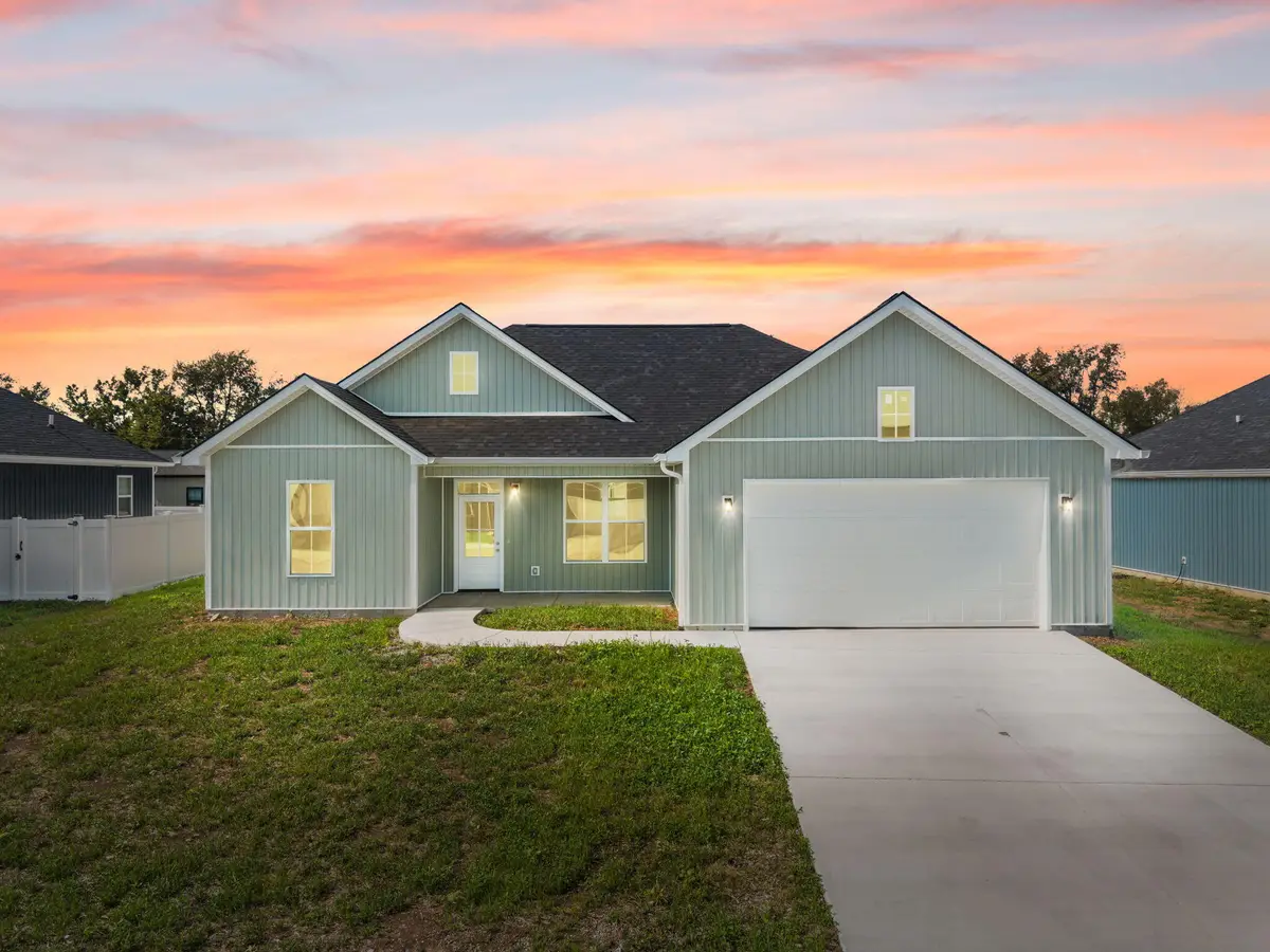 472 Pinehurst Way, Harrodsburg, KY 40330 - #1