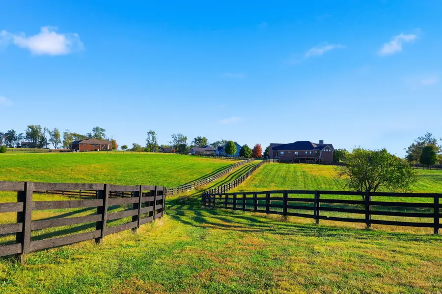3200 Fishers Mill Road, Midway, KY 40347 - #3