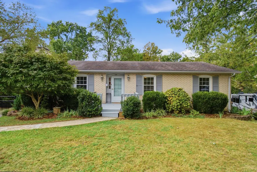 3499 Ormond Circle, Lexington, KY 40517 - #2