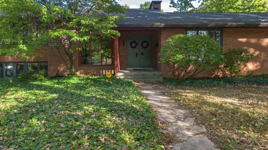 1010 Brand Street, Mayfield, KY 42066 - #2