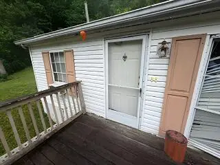 4073 Joes Creek, Pikeville, KY 41501 - #2